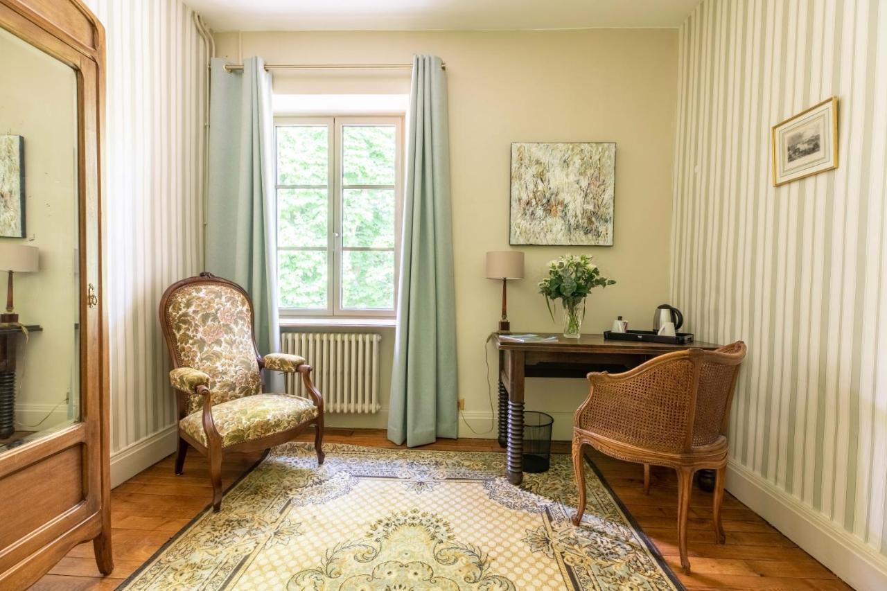 Chateau De Charmeil- Vichy Chambres D'Hotes מראה חיצוני תמונה
